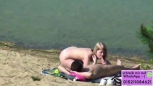 Junges Paar Fickt Am Strand Von Timmendorf Und Wird Gefilmt.mp4